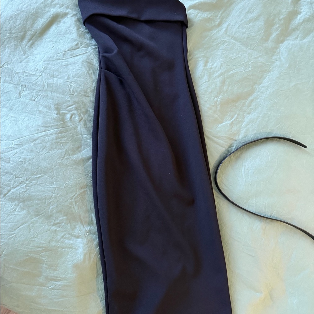 Babaton Black Garment with Zipper Detail